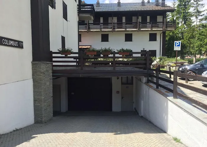 Augusta Casa Ла-Тюйль